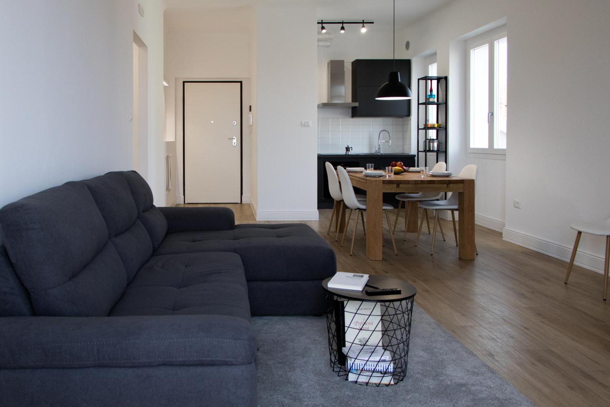 Suite Home Da Pietro, Centrale E Vicino Al Mare Сан Бенедето дел Тронто Екстериор снимка